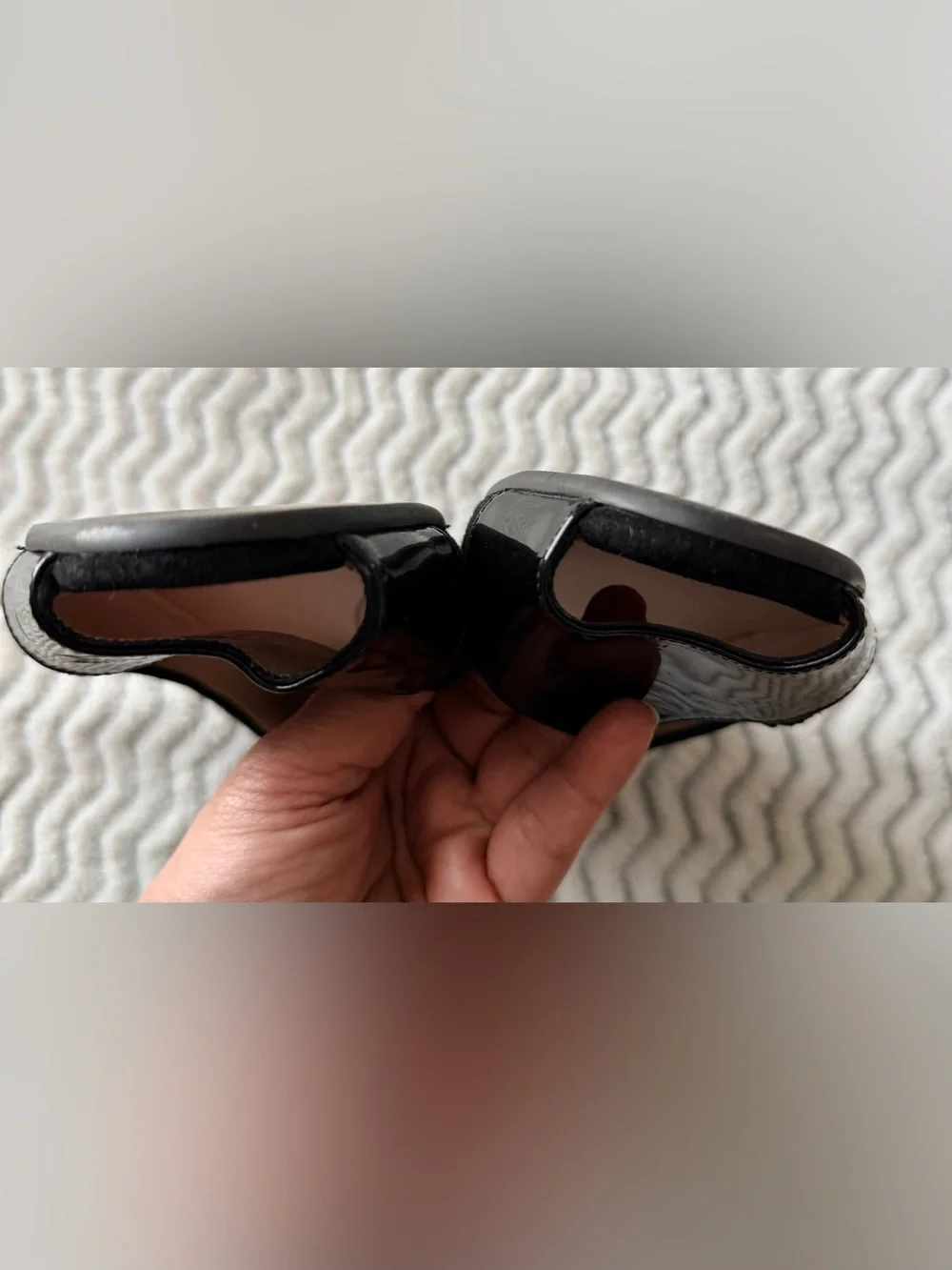 Aquatalia Black Canvas Low Wedges Patent Leather Peep Toe Slip On Shoes Sz 10